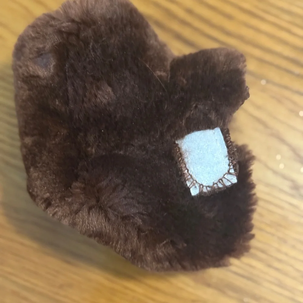 Brand New In Box : infant Ugg Erin Boots Small